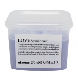 Davines Essential Haircare LOVE Smooth Conditioner 1000ml
