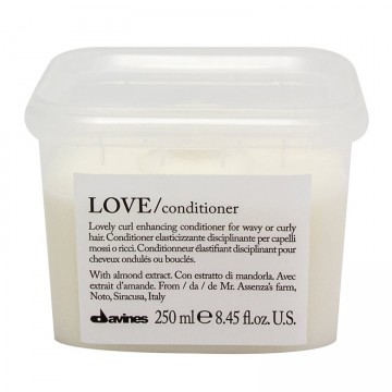 Davines Essential Haircare LOVE Curl Conditioner 1000ml